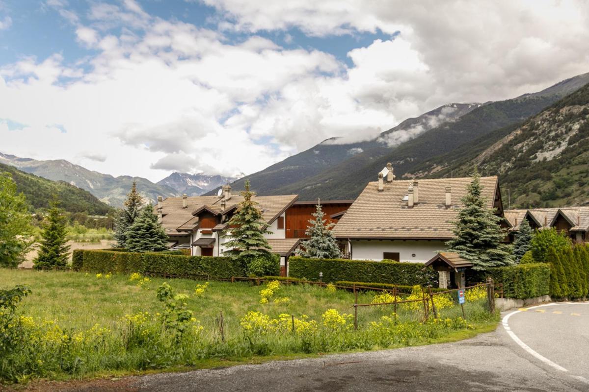 Cielo Blu Casa Alpina Vialattea Villa Oulx Eksteriør billede